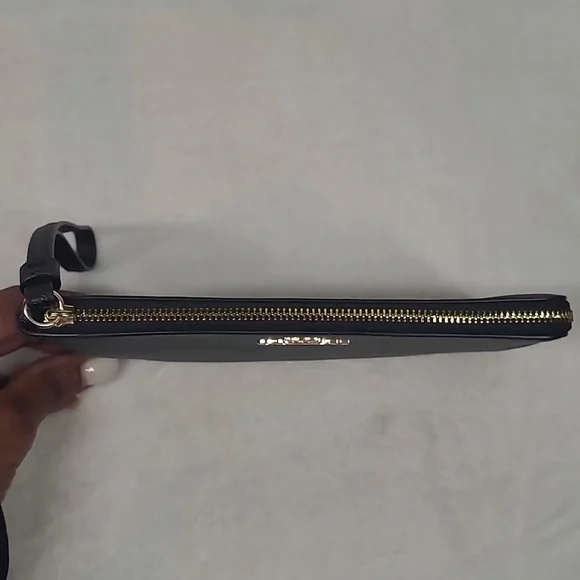 Coach Pebble Black Wristlet - Picture 2 of 12